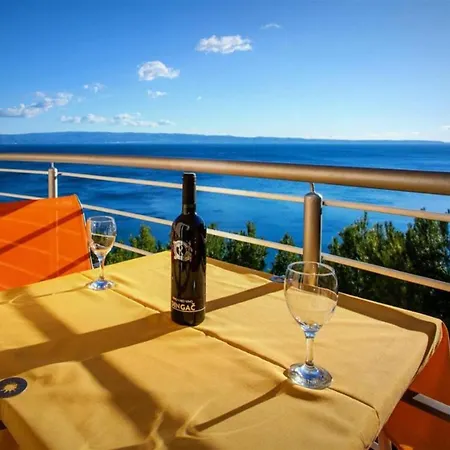 Comfy With Its Own Balcony Appartement *